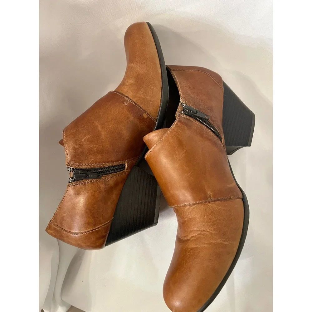 b.o.c. Born Concept Tan Leather Monk Strap Double Buckle Shooties 10M CATE17